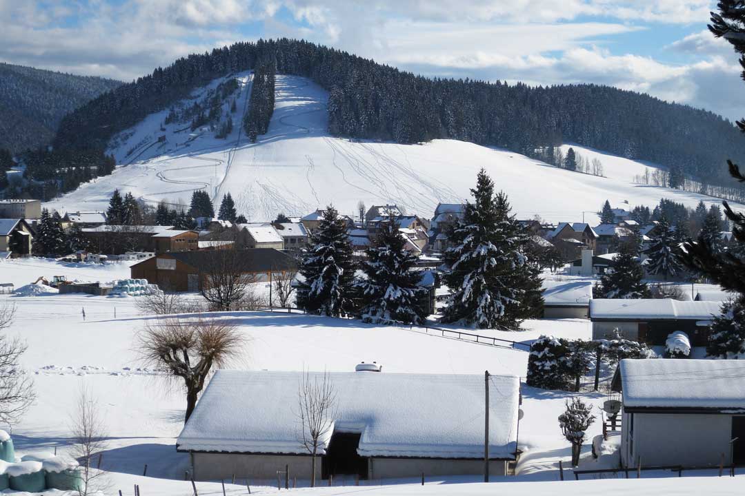 village et luge hiver 